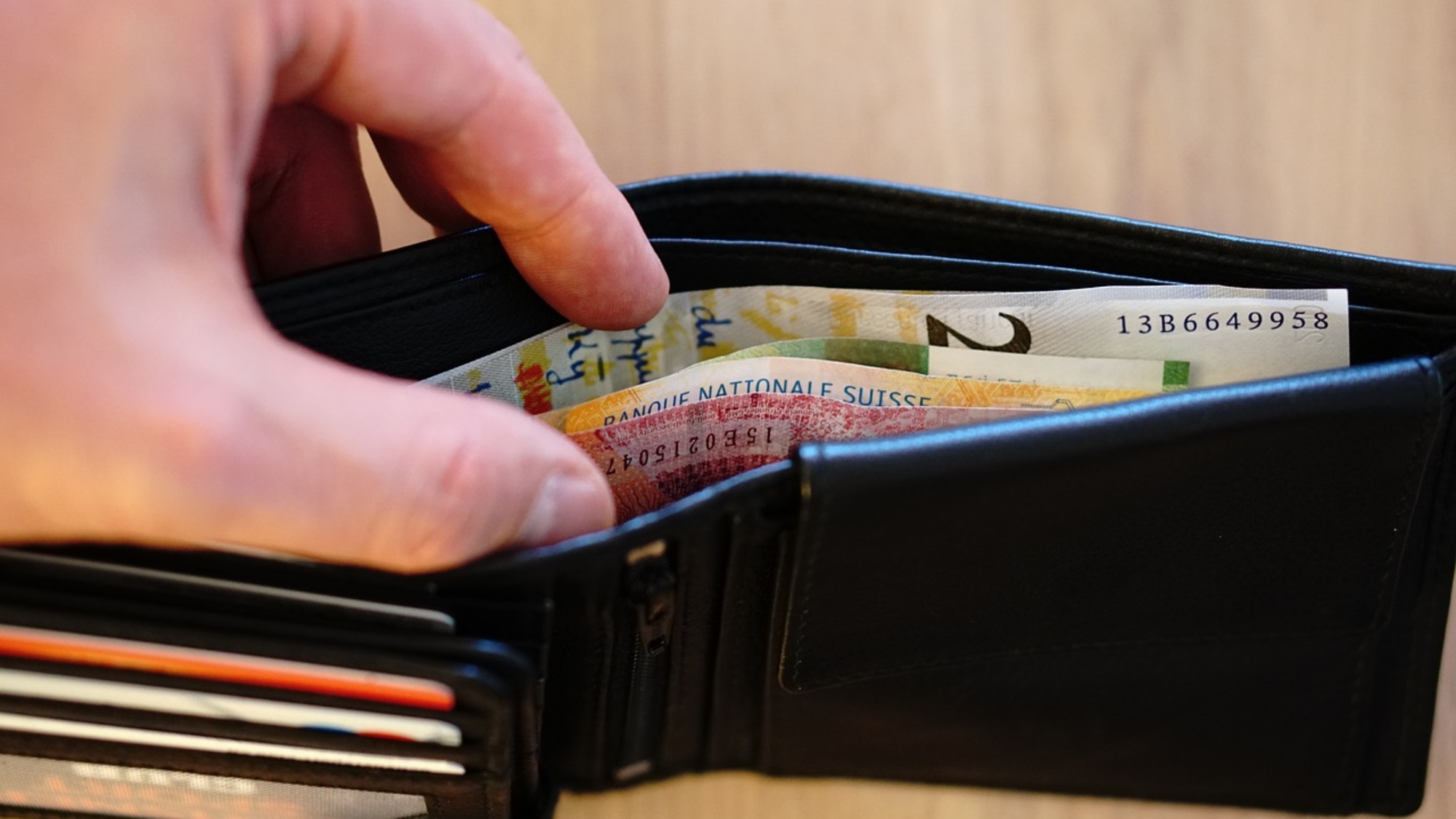 wallet-3406959_1280